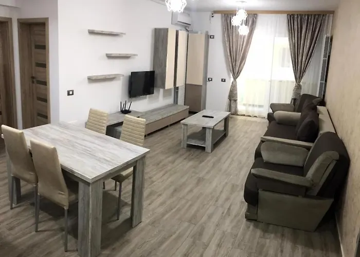 Ideal Moonlight * Mamaia